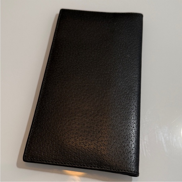 Gucci Textured Black Leather Wallet - Picture 3 of 10